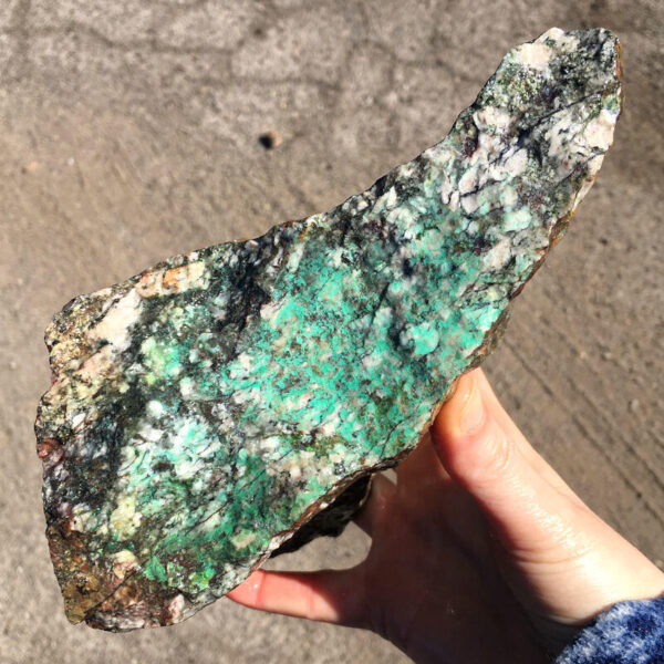 Chrysocolla-Granite 4.88 lbs